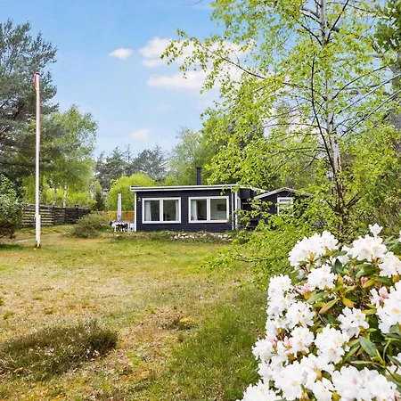 Cozy Summerhouse Close To The And Forrest * Hojby