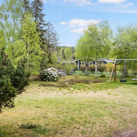 Cozy Summerhouse Close To The And Forrest Holiday home Hojby